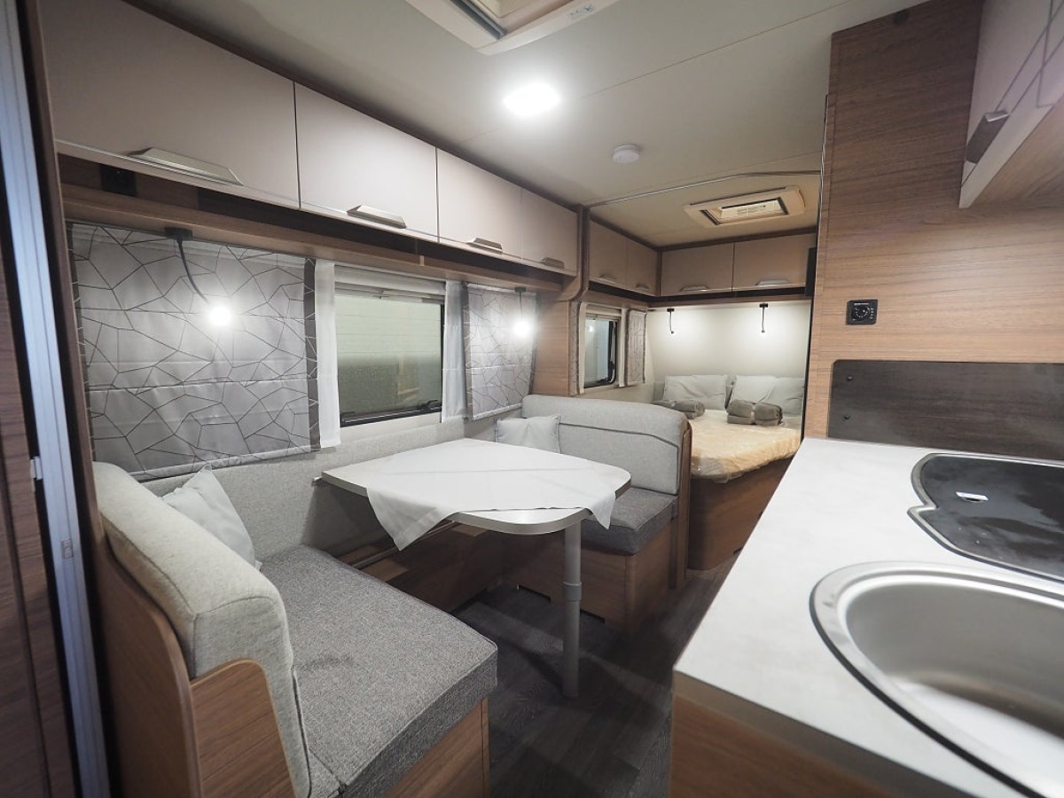 Knaus Sport 540 FDK Mässerbjudande 1866-/mån I Design-Paket I Golvvär, bild 4 av 17
