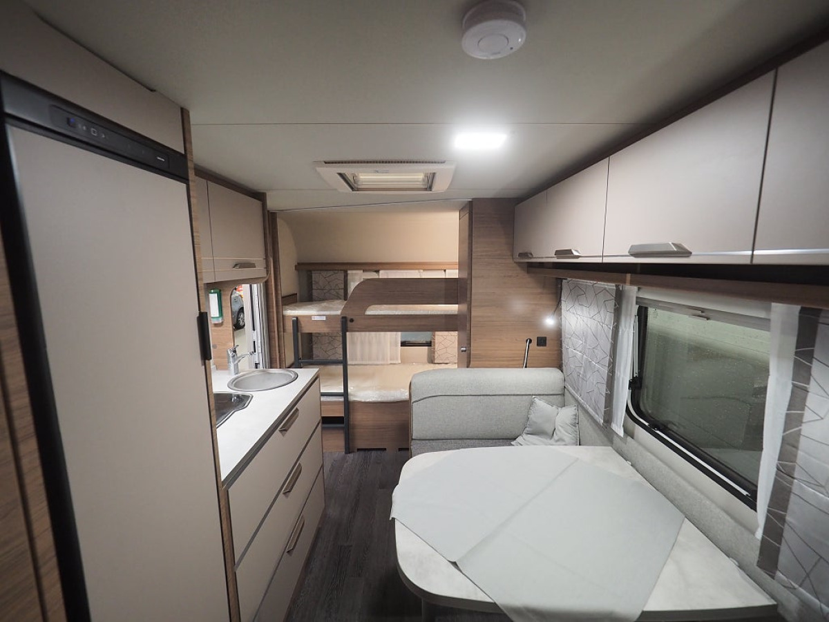 Knaus Sport 540 FDK Mässerbjudande 1866-/mån I Design-Paket I Golvvär, bild 8 av 17