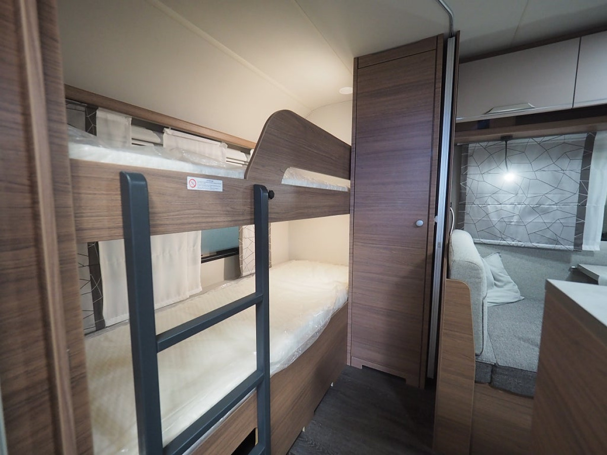 Knaus Sport 540 FDK Mässerbjudande 1866-/mån I Design-Paket I Golvvär, bild 12 av 17