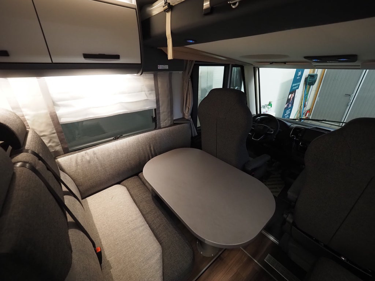 Knaus Lve I 700 MEG Mässerbjudande I 180hk I ALDE I Låga långbäddar, bild 6 av 18