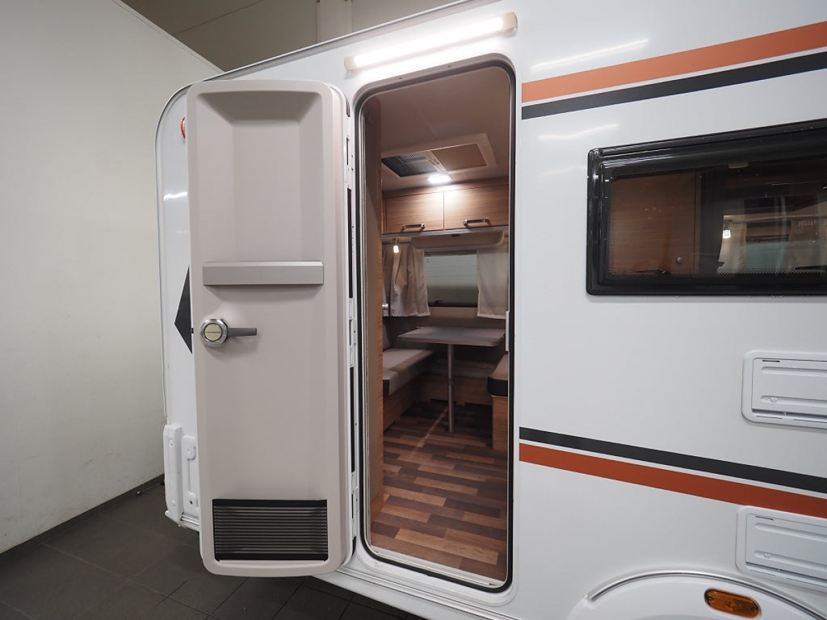 Weinsberg CaraOne 390 QD Mässerbjudande 1439-/mån I Edition HOT, bild 5 av 16