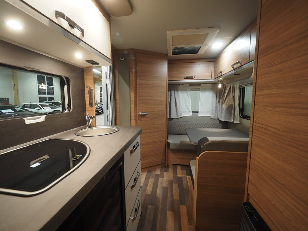 Weinsberg CaraOne 390 QD Mässerbjudande 1439-/mån I Edition HOT, bild 13 av 16