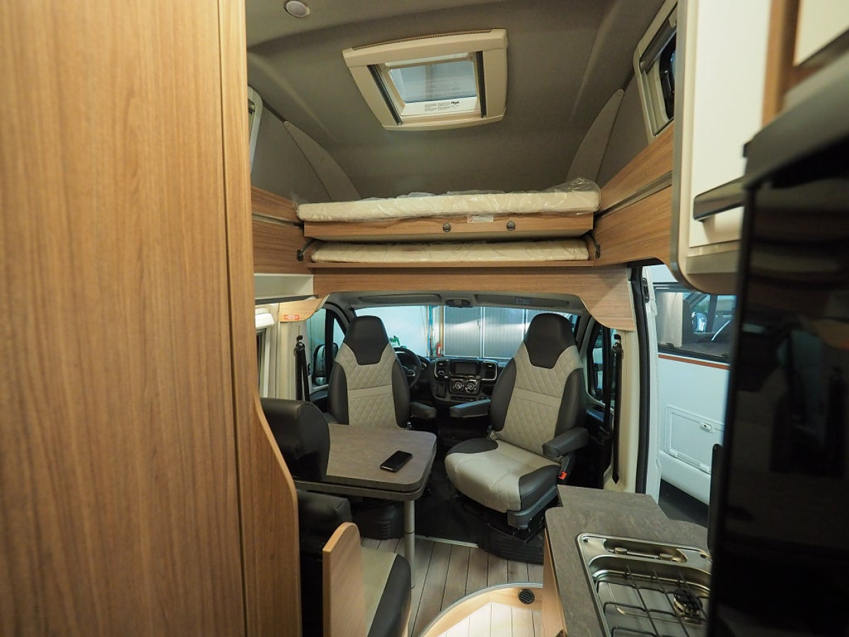 Weinsberg CaraBus 600 MQH Mässerbjudande I AUT I 3500kg I Truma Diesel E, bild 19 av 25