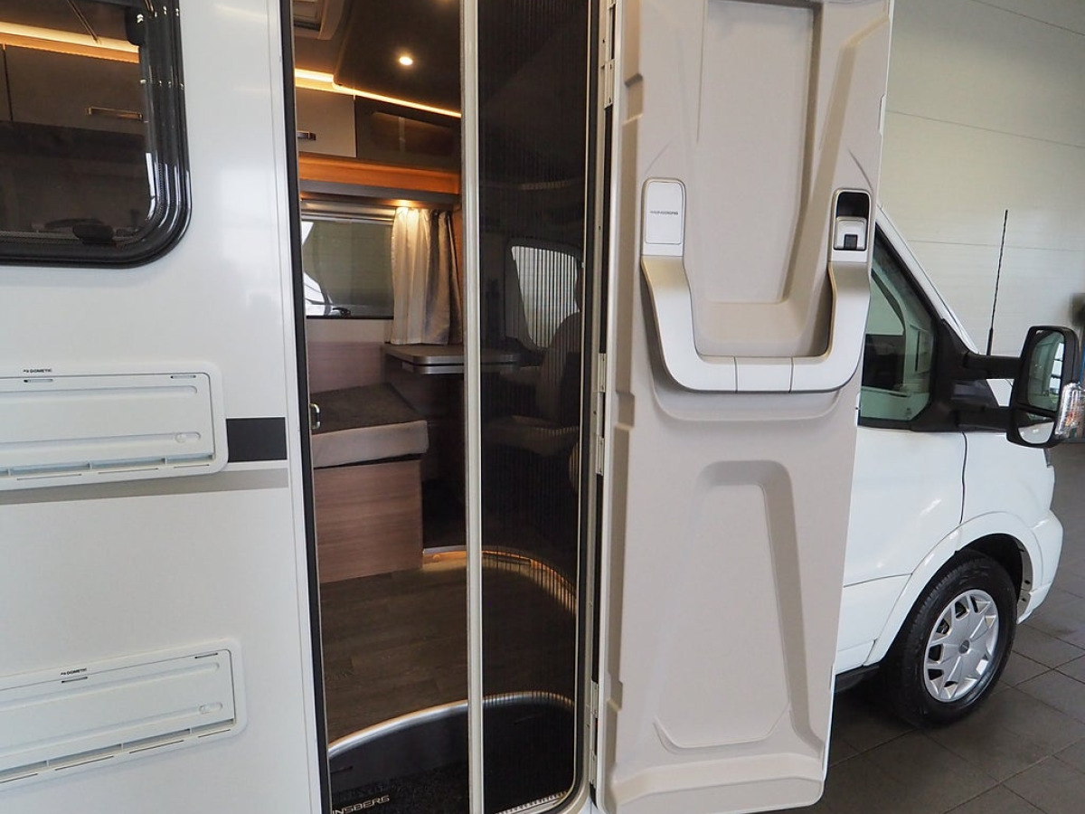 Weinsberg CaraLoft 550 MF Mässerbjudande I 6m I AUT I 155hk I 3500kg, bild 12 av 12