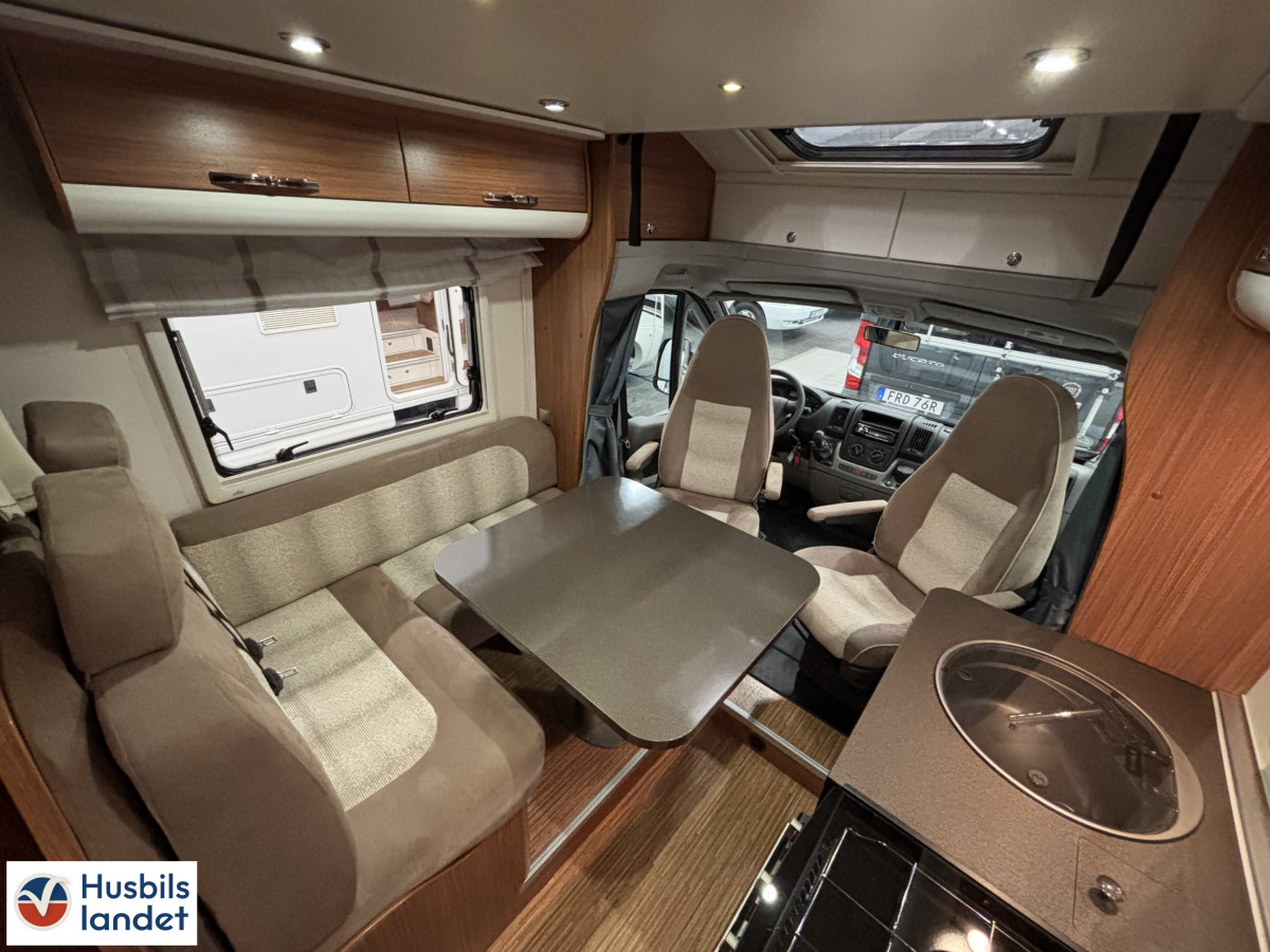 Adria MATRIX M 680SL, bild 9 av 11