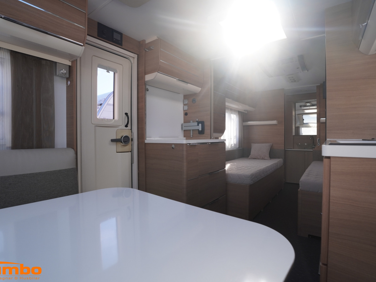 Adria ADORA 572 UT, bild 5 av 17