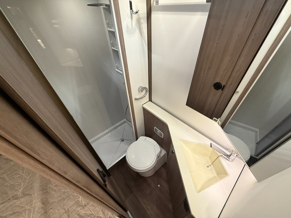 Kabe Travel Master 780 LXL *AC Bodel*Solcell*, bild 13 av 16