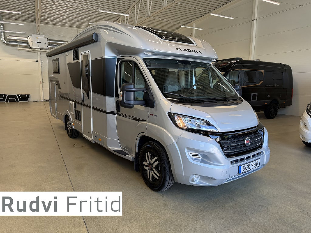 Adria Matrix 670 SC Supreme *Elektriska stödben*AC*Solcell*, bild 1 av 19