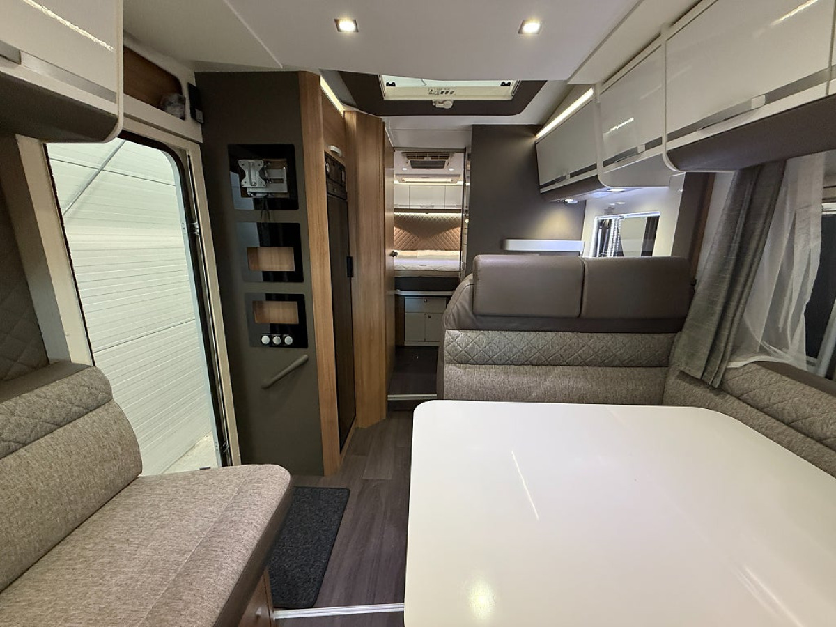 Adria Matrix 670 SC Supreme *Elektriska stödben*AC*Solcell*, bild 9 av 19