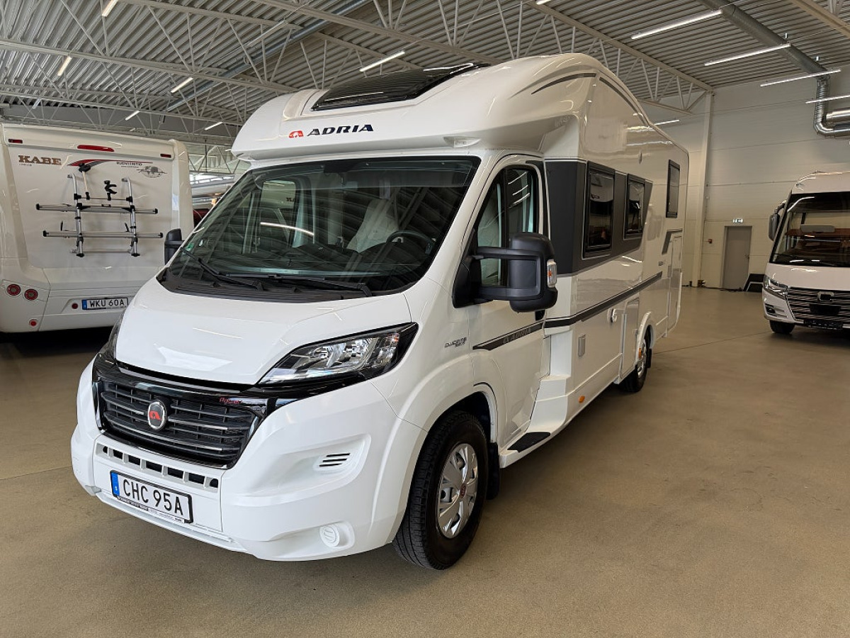 Adria Matrix Plus 670 SC *ALDE*Taksäng*Queenbed*, bild 5 av 18