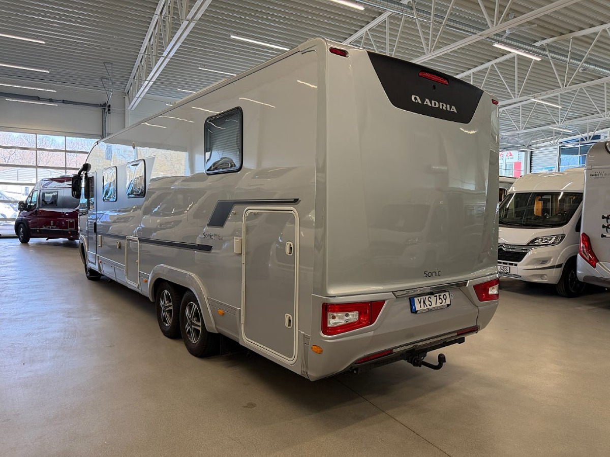 Adria Sonic Supreme 810 SC *AC*Automat*Skinnklädsel*, bild 4 av 19