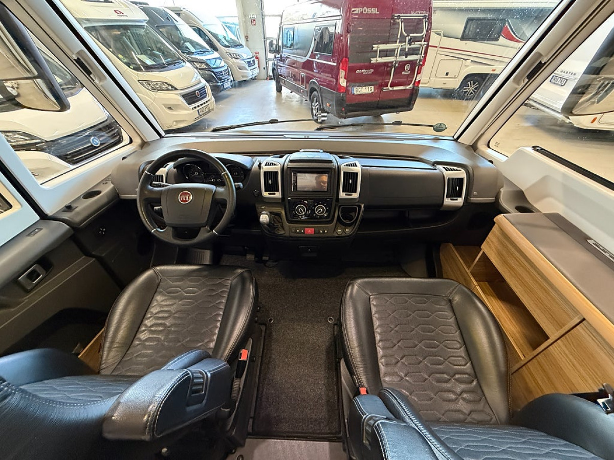 Adria Sonic Supreme 810 SC *AC*Automat*Skinnklädsel*, bild 17 av 19
