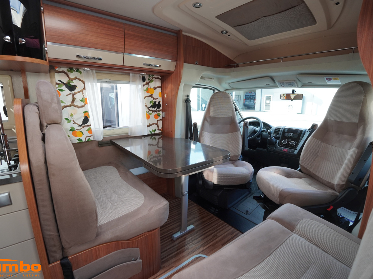 Adria CORAL S 670 SLT, bild 2 av 19