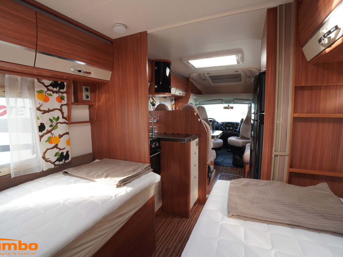 Adria CORAL S 670 SLT, bild 12 av 19