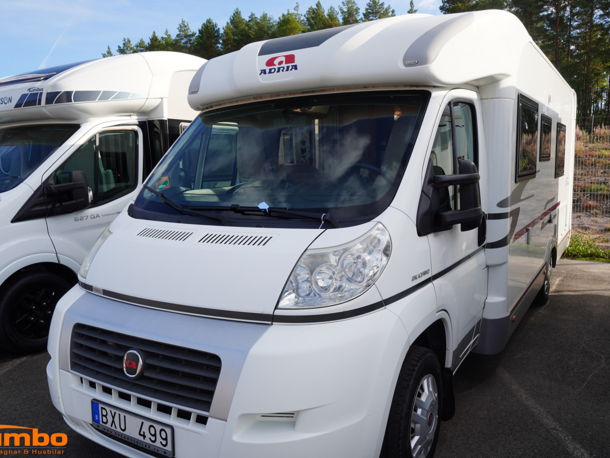 Adria CORAL S 670 SLT, bild 17 av 19
