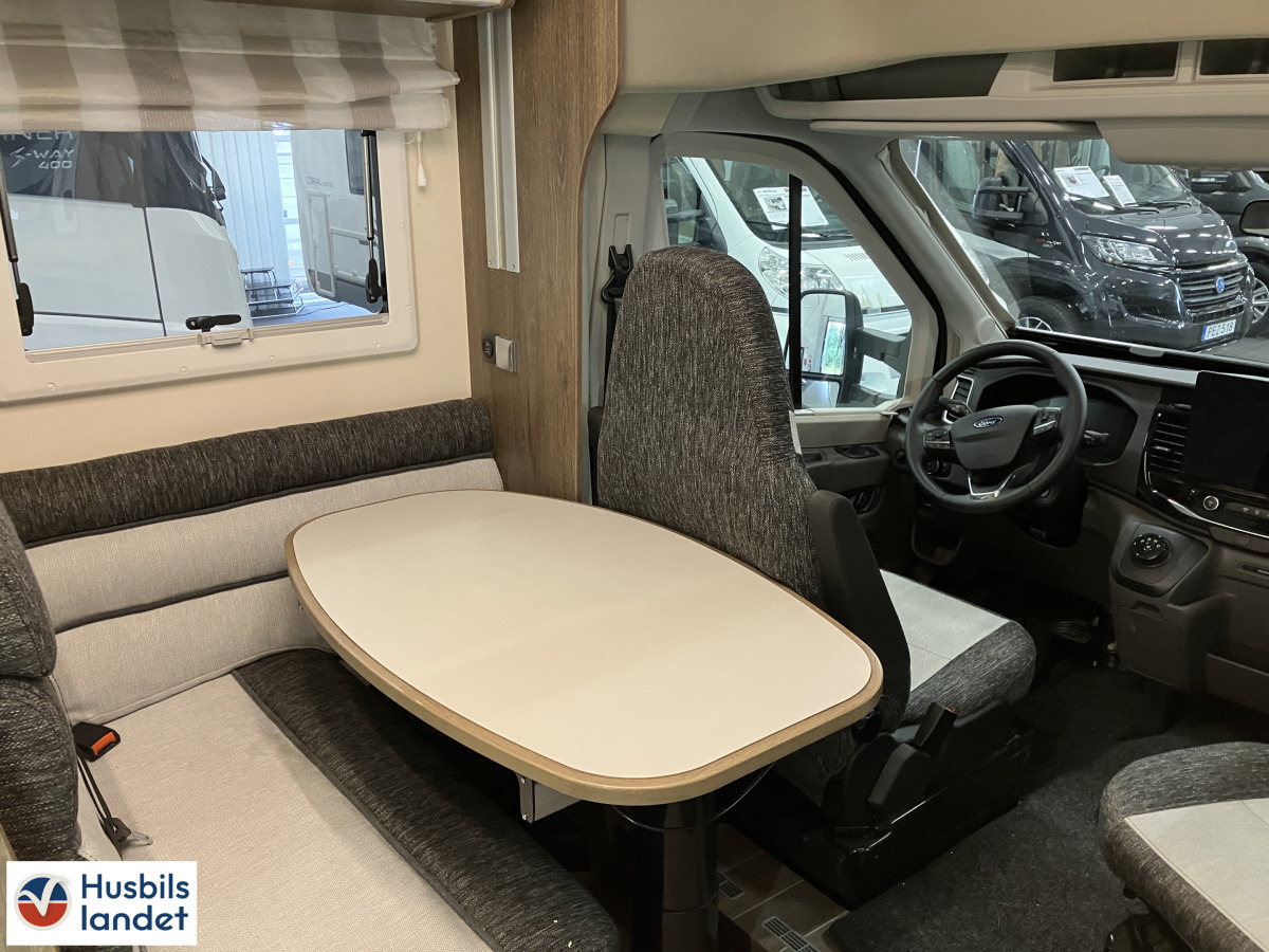 CI MAGIS 82 XT / Alde / Toa bak, bild 5 av 15