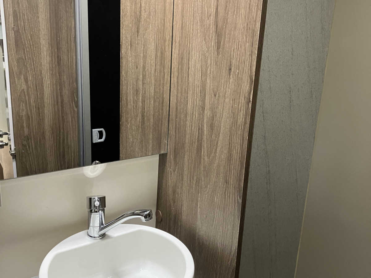 CI MAGIS 82 XT / Alde / Toa bak, bild 13 av 15