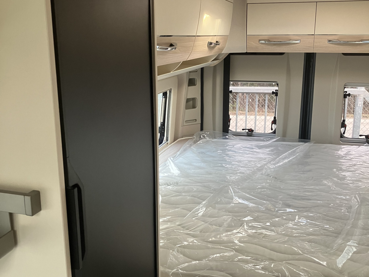 Eura Mobil VAN 635 HB, bild 8 av 11