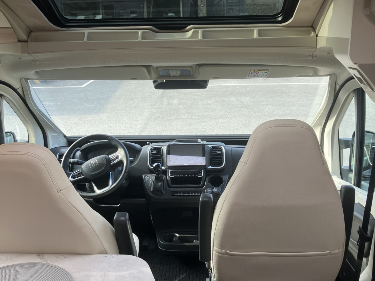 Eura Mobil VAN 635 HB, bild 11 av 11