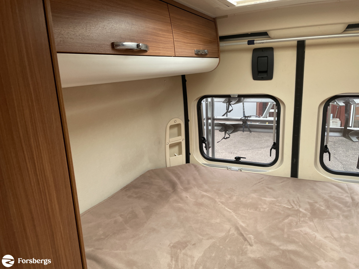 Adria TWIN 600 // Solcell, bild 18 av 23