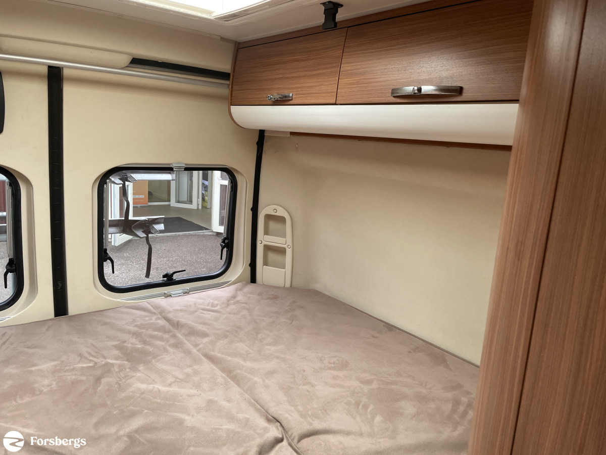 Adria TWIN 600 // Solcell, bild 19 av 23