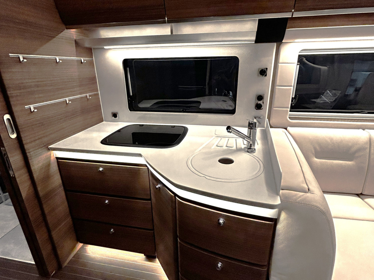 Concorde Carver 850 LI - GSR 2 - MY2027 - Ny Design, bild 10 av 20
