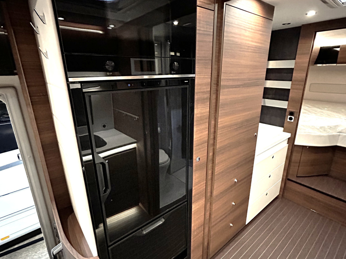 Concorde Carver 850 LI - GSR 2 - MY2027 - Ny Design, bild 12 av 20
