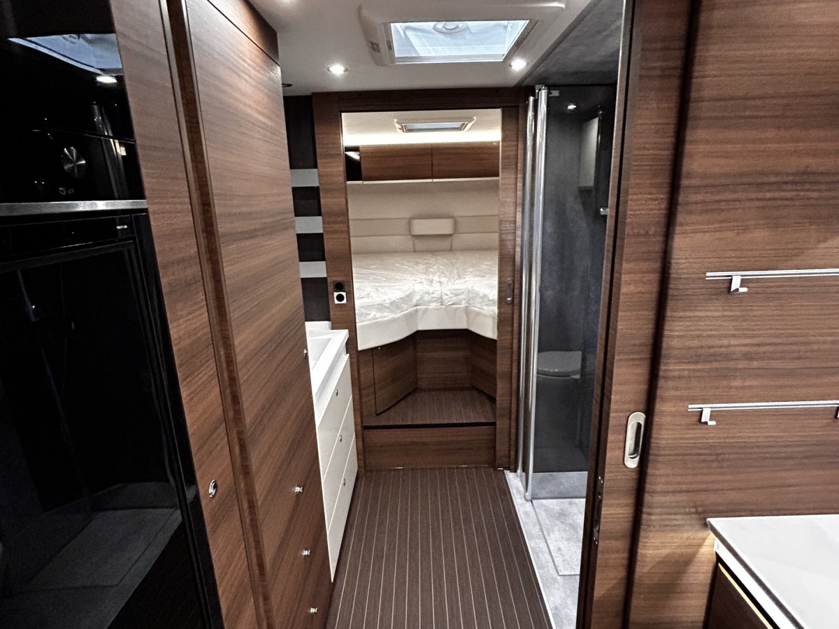 Concorde Carver 850 LI - GSR 2 - MY2027 - Ny Design, bild 13 av 20