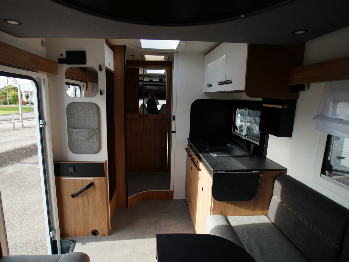Challenger Challenger 260 Graphite Edition Ford 165Hk, bild 7 av 14