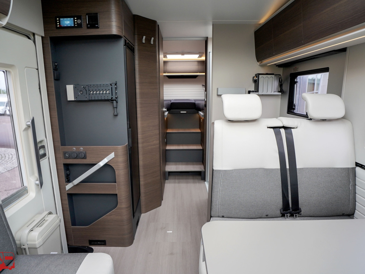 Adria CORAL SUPREME 670 SL - Fiat MultiJet3 140HP (103kW) HD 43H, bild 9 av 45