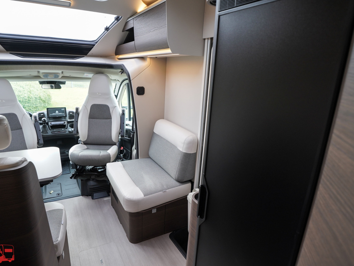 Adria CORAL SUPREME 670 SL - Fiat MultiJet3 140HP (103kW) HD 43H, bild 38 av 45