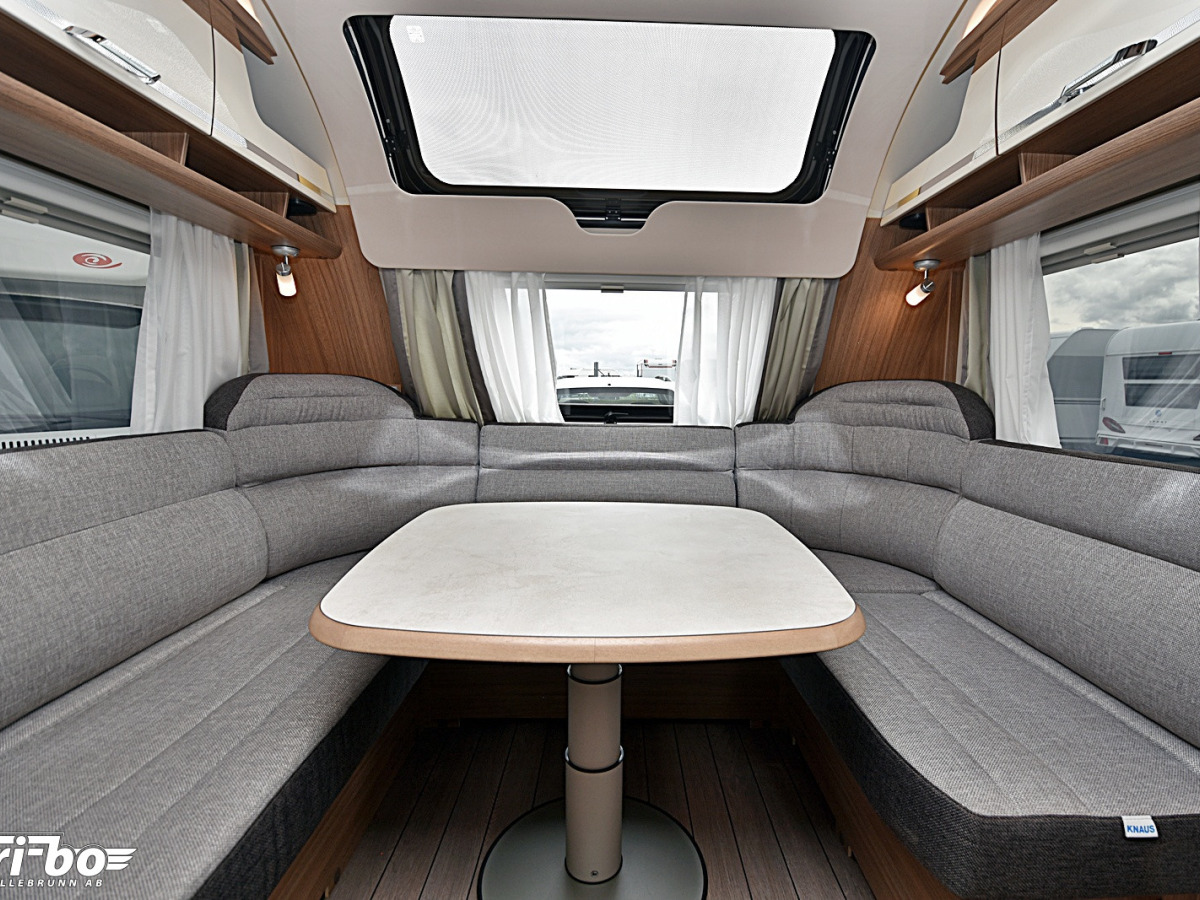 Knaus 580 UF Scandinavian Selection, Dubbelbädd, bild 6 av 25