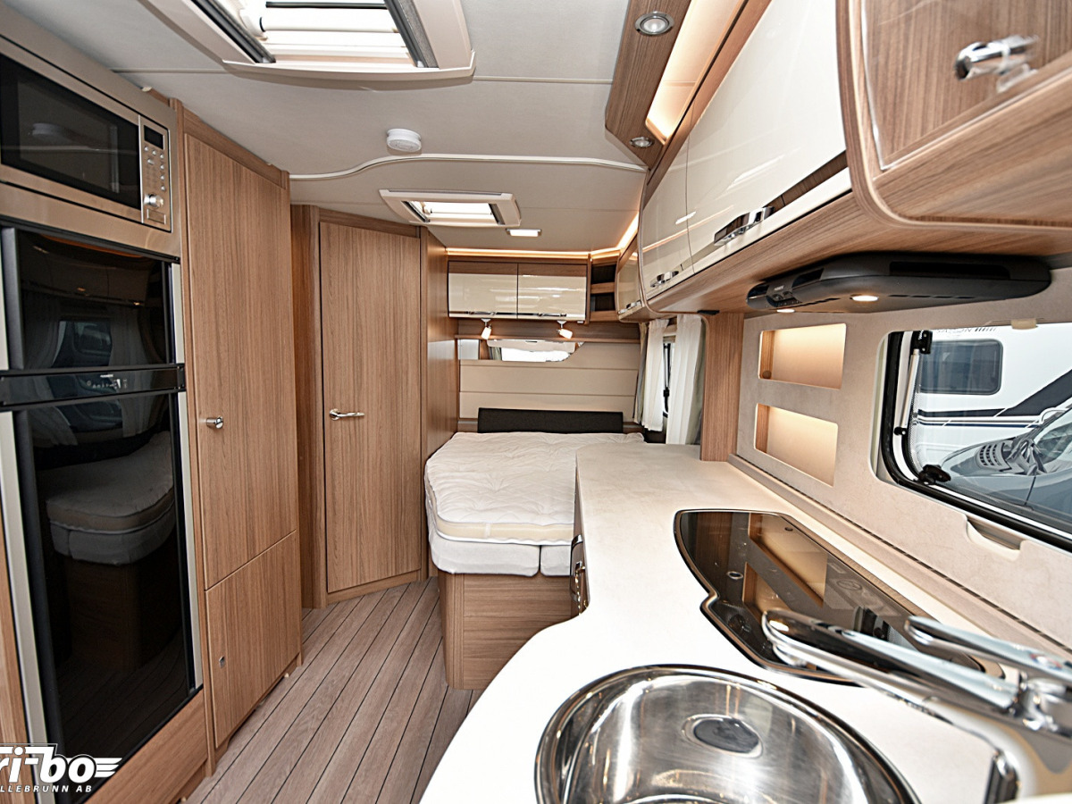 Knaus 580 UF Scandinavian Selection, Dubbelbädd, bild 11 av 25