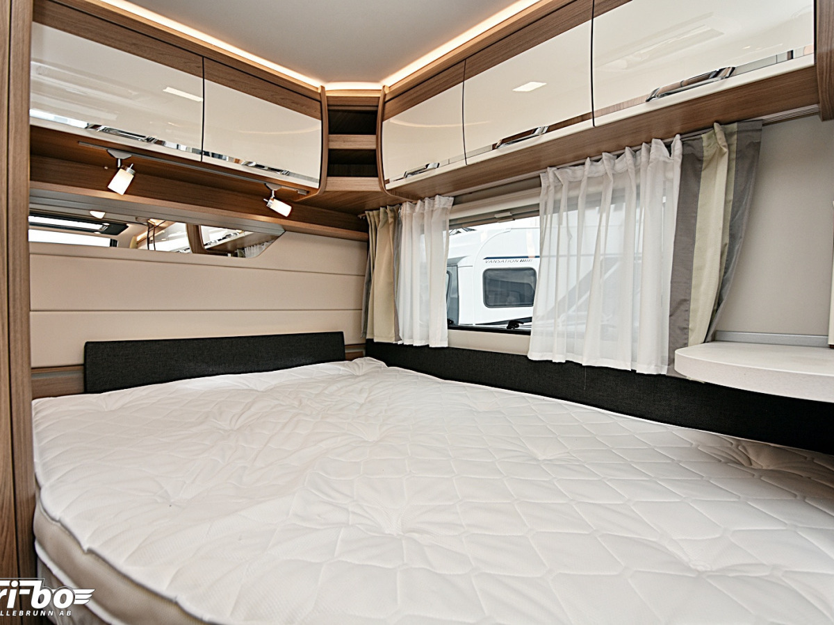 Knaus 580 UF Scandinavian Selection, Dubbelbädd, bild 13 av 25