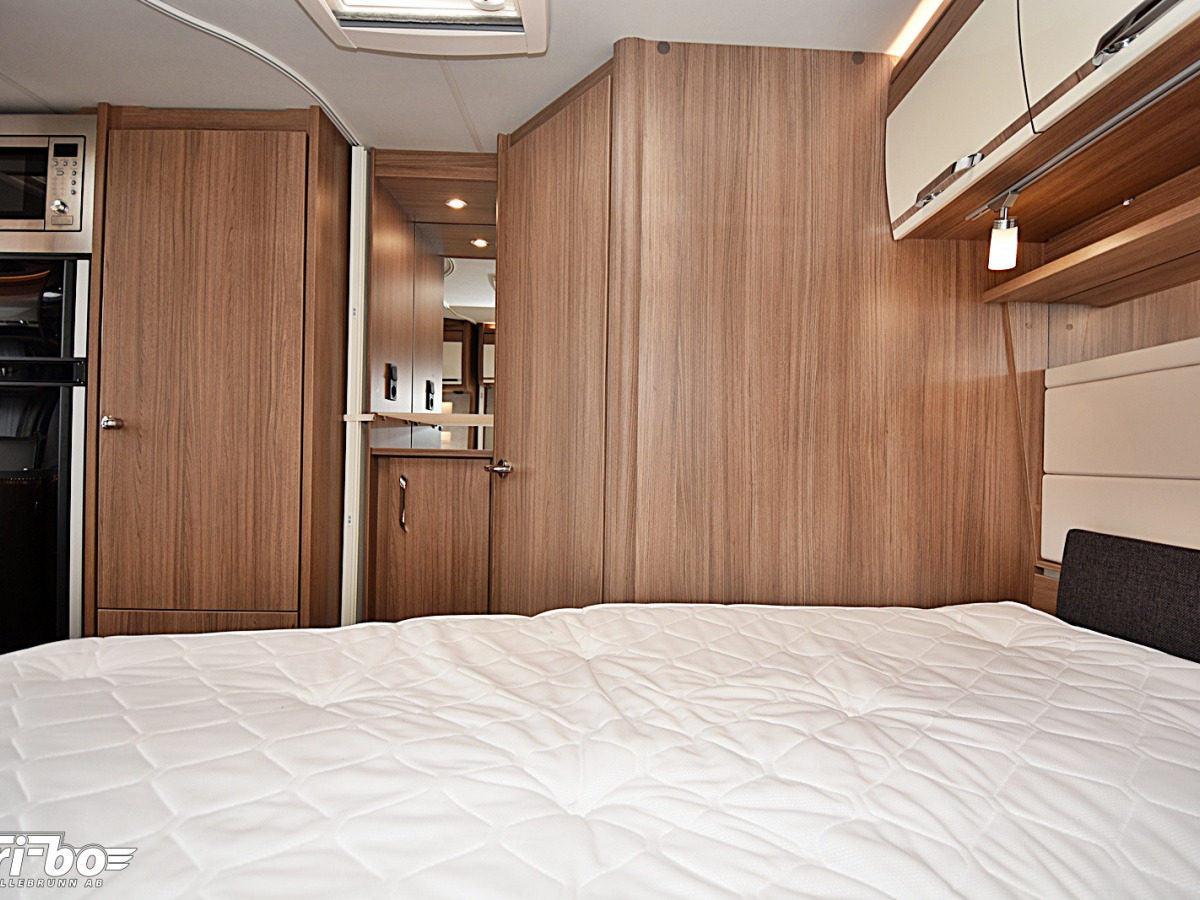 Knaus 580 UF Scandinavian Selection, Dubbelbädd, bild 14 av 25