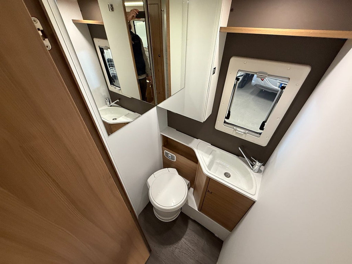 Adria Coral 670 SL Nordkapp *BEG KAMPANJ*, bild 5 av 18