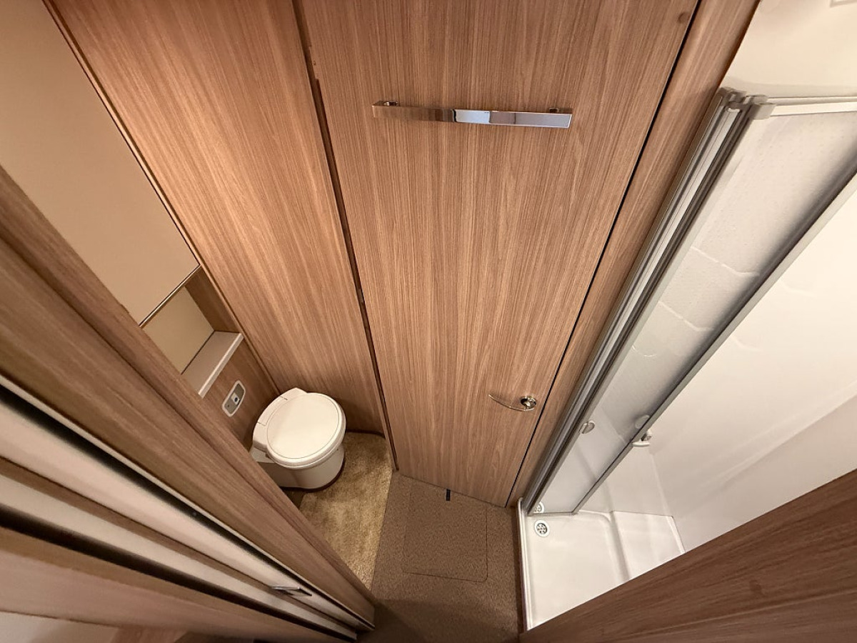 Bürstner Ixeo IT 736 *BEG KAMPANJ*, bild 15 av 20