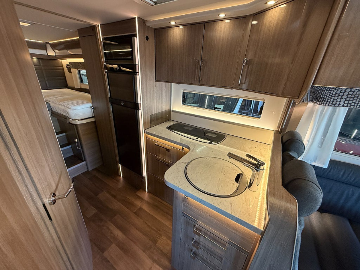 Kabe Travel Master Royal I 810 LGB *BEG KAMPANJ*, bild 10 av 23
