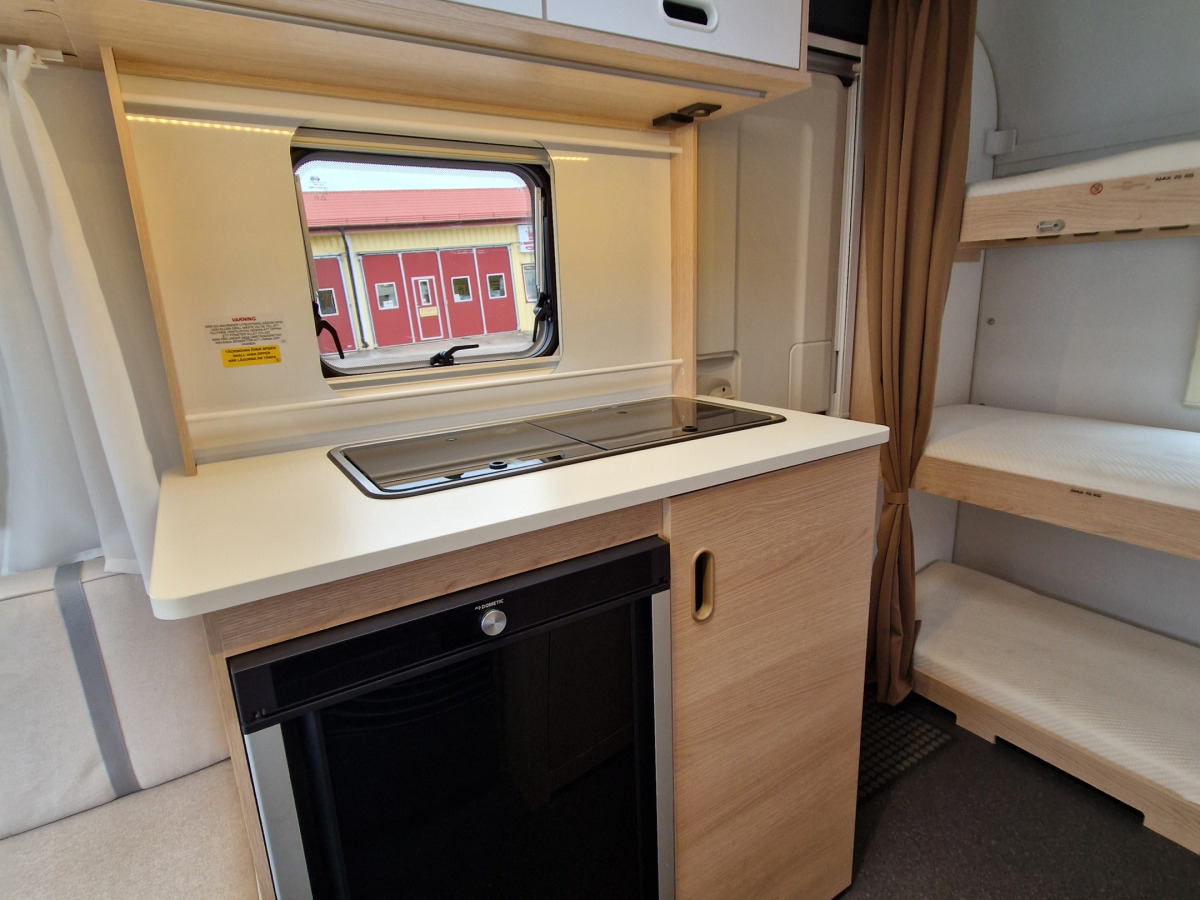 Adria AVIVA 360 DK, bild 3 av 5