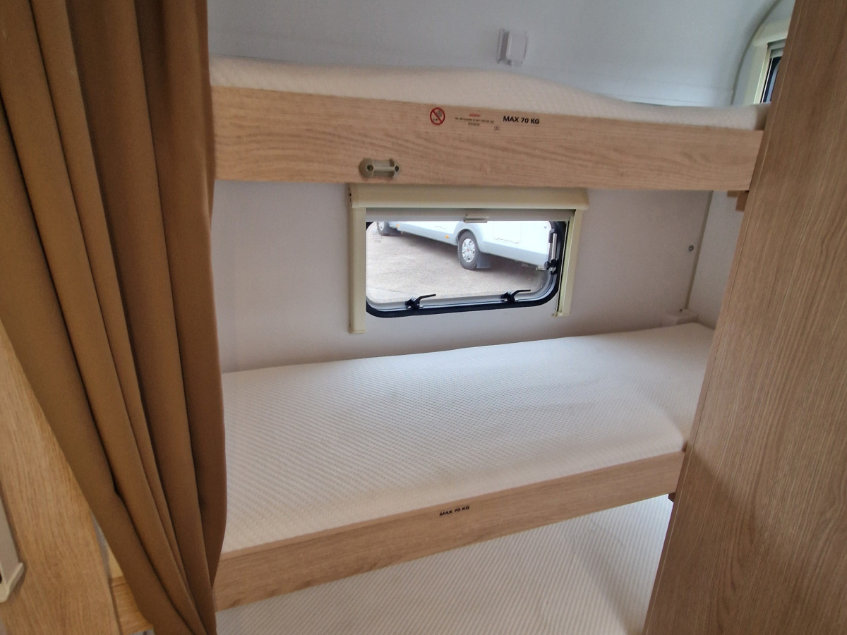 Adria AVIVA 360 DK, bild 4 av 5