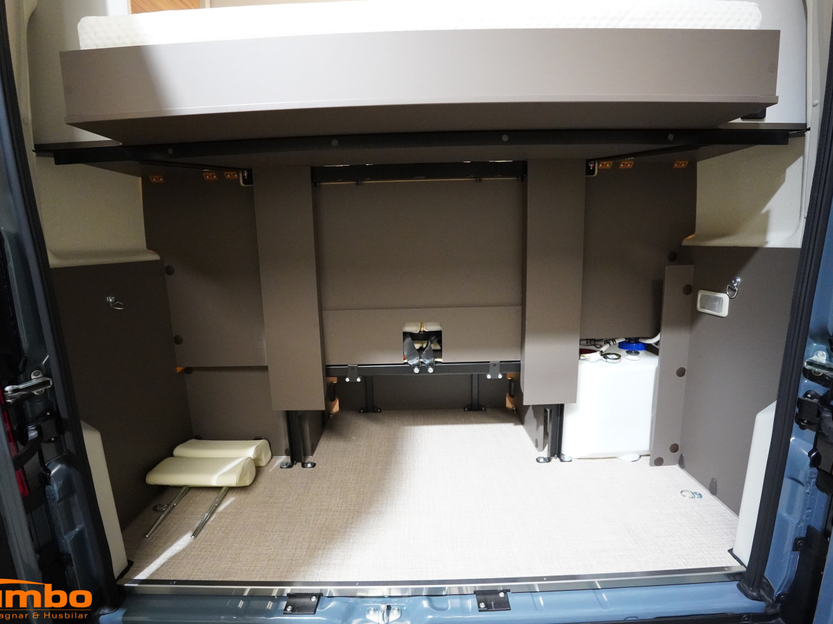 Bürstner B66 C 644 Automat 140hk Backkamera, bild 27 av 28