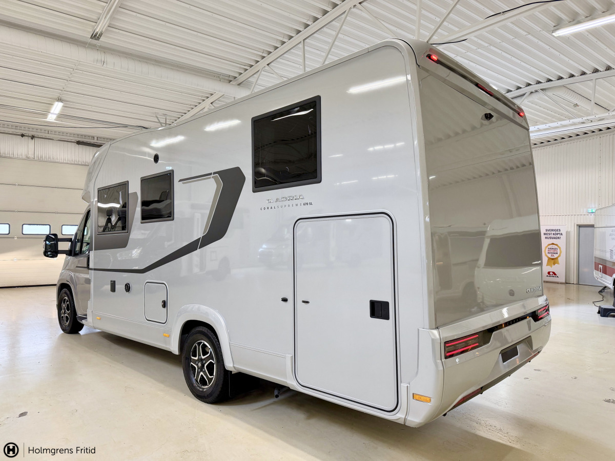 Adria Coral Supreme 670 SL, bild 4 av 19