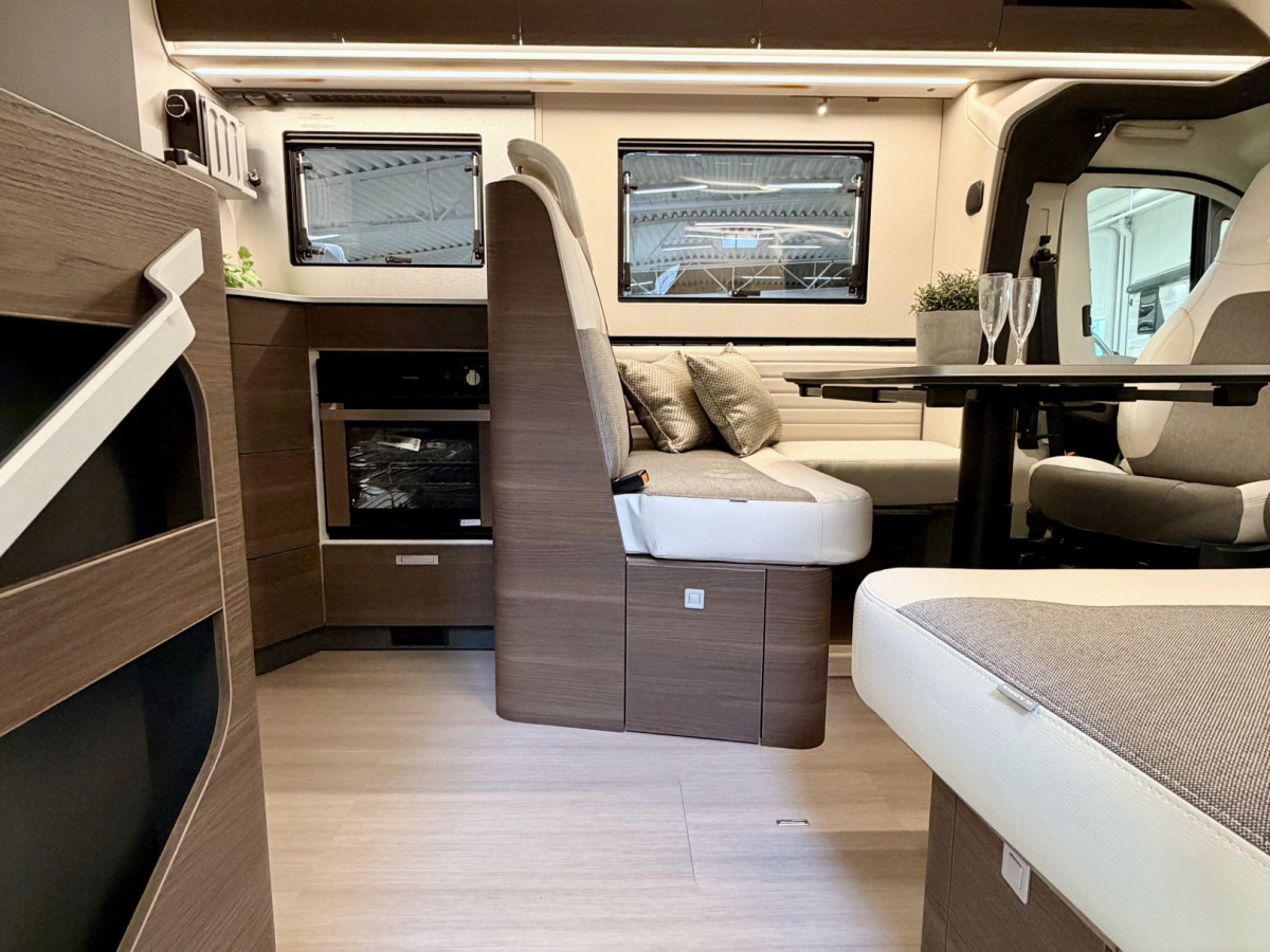 Adria Coral Supreme 670 SL, bild 7 av 19