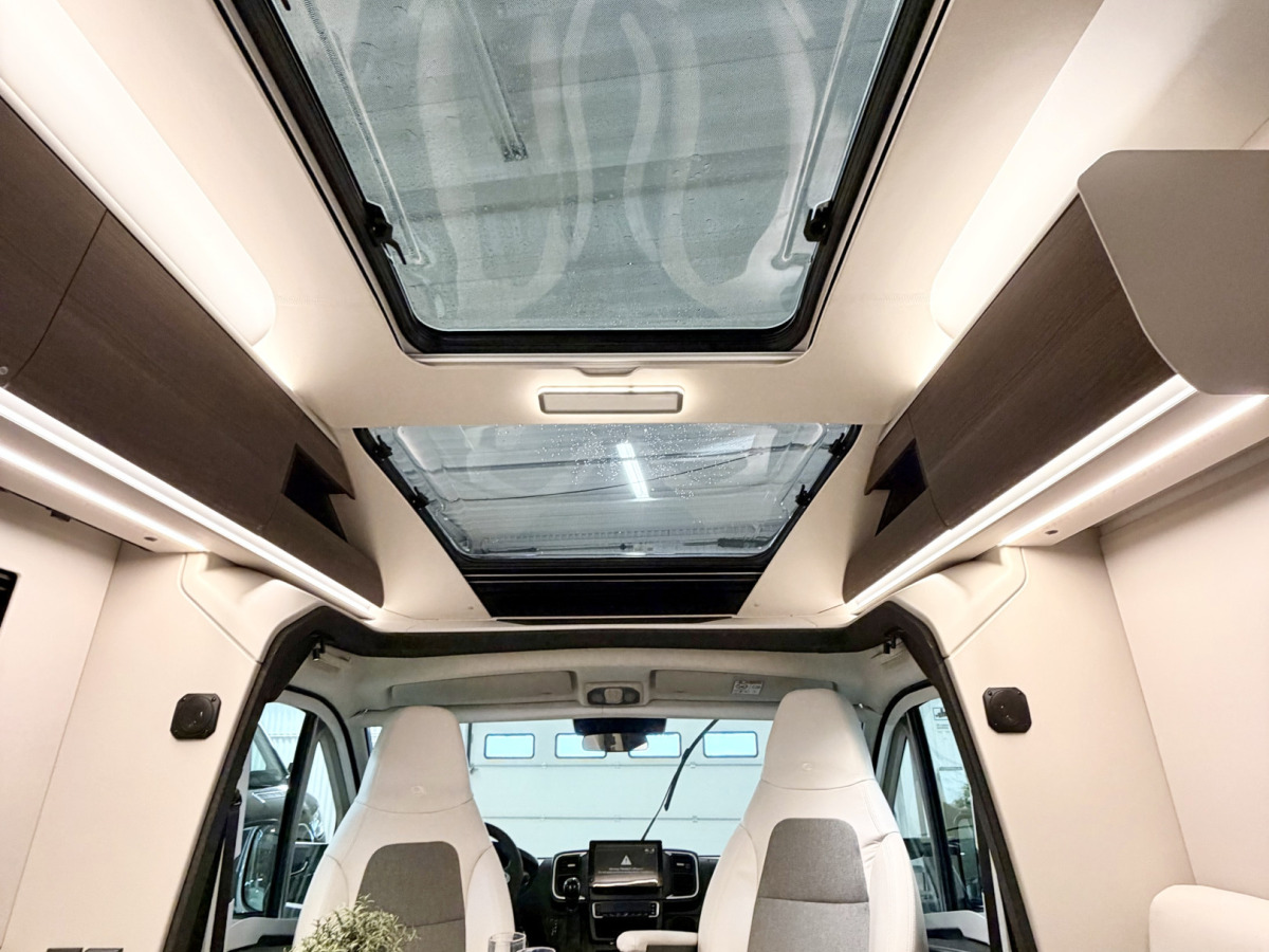 Adria Coral Supreme 670 SL, bild 18 av 19