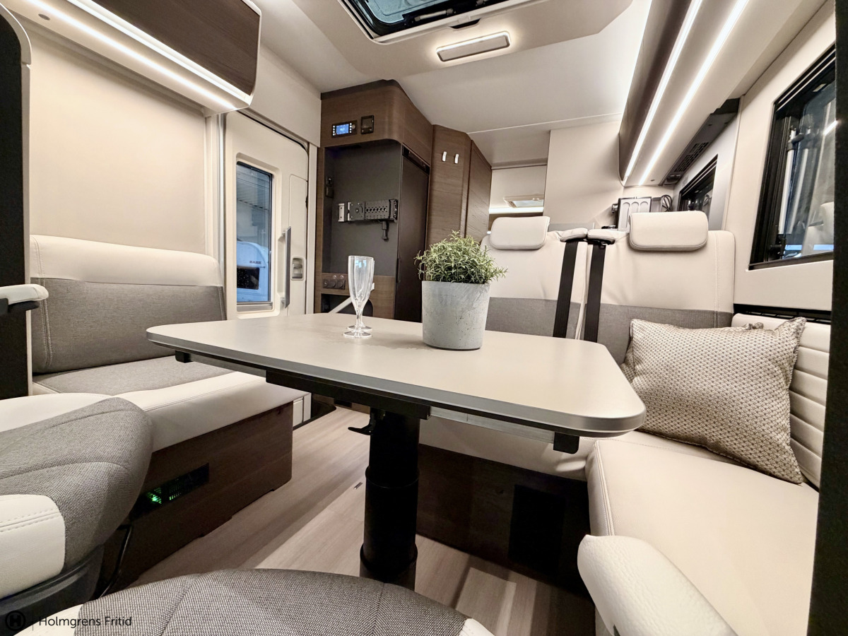 Adria Coral Supreme 670 SL, bild 9 av 19