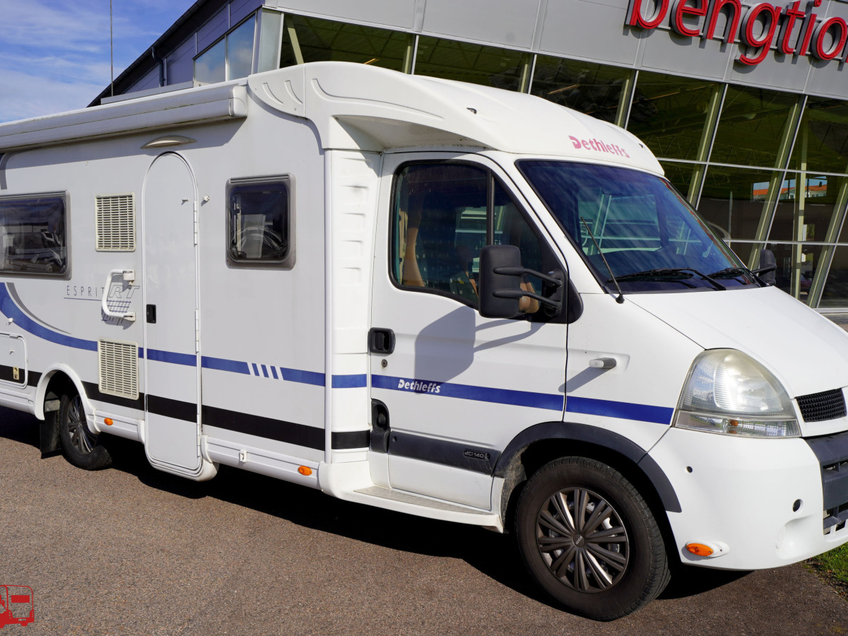 Dethleffs Esprit RT 7014 Låga enkelsängar ALDE, bild 1 av 37