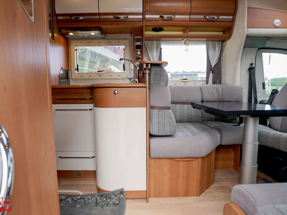 Rapido 766 DF Långbäddar ALDE, bild 28 av 39