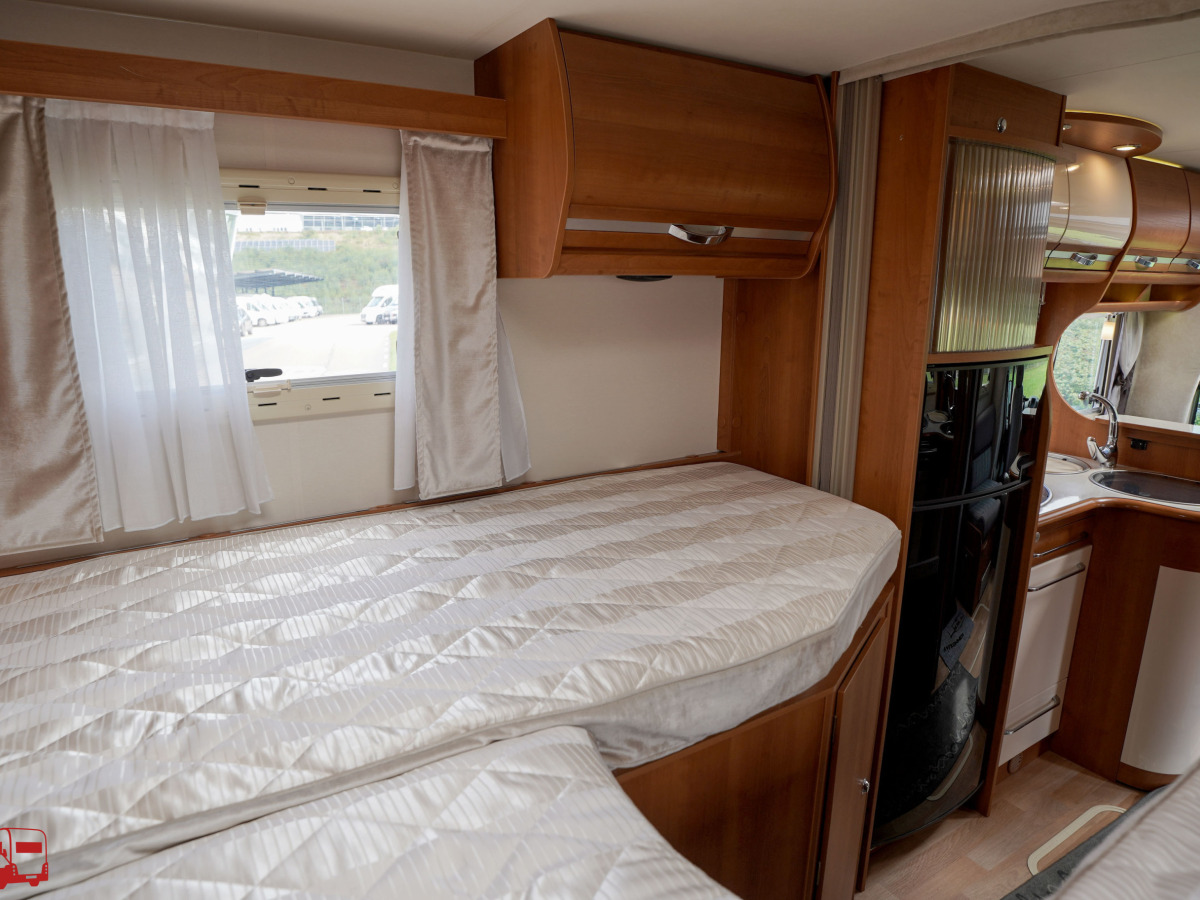 Rapido 766 DF Långbäddar ALDE, bild 32 av 39