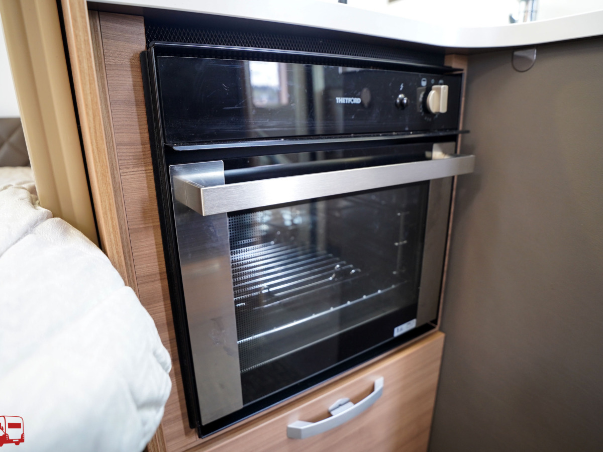 Adria MATRIX 670 SLT Låga enkelsängar ALDE Automat, bild 31 av 41