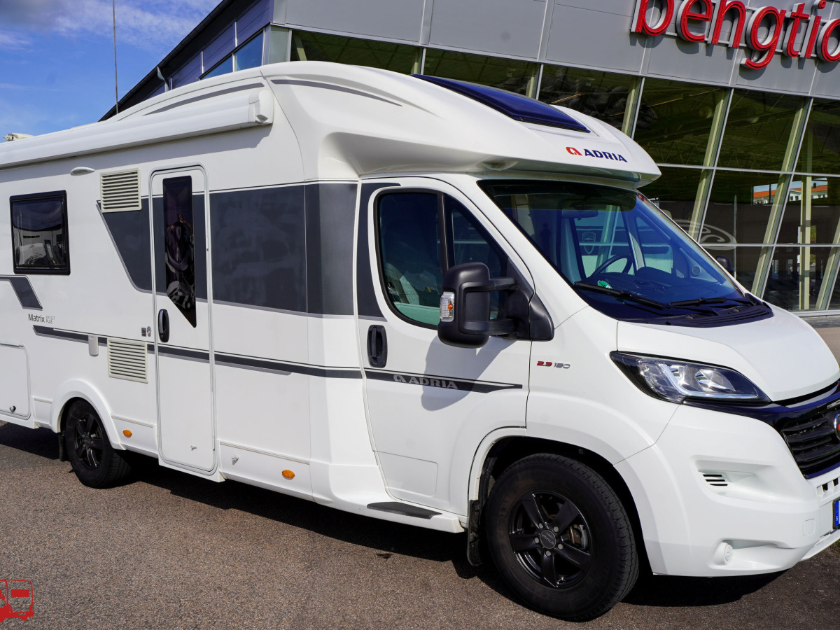 Adria MATRIX 670 SLT Låga enkelsängar ALDE Automat, bild 1 av 41